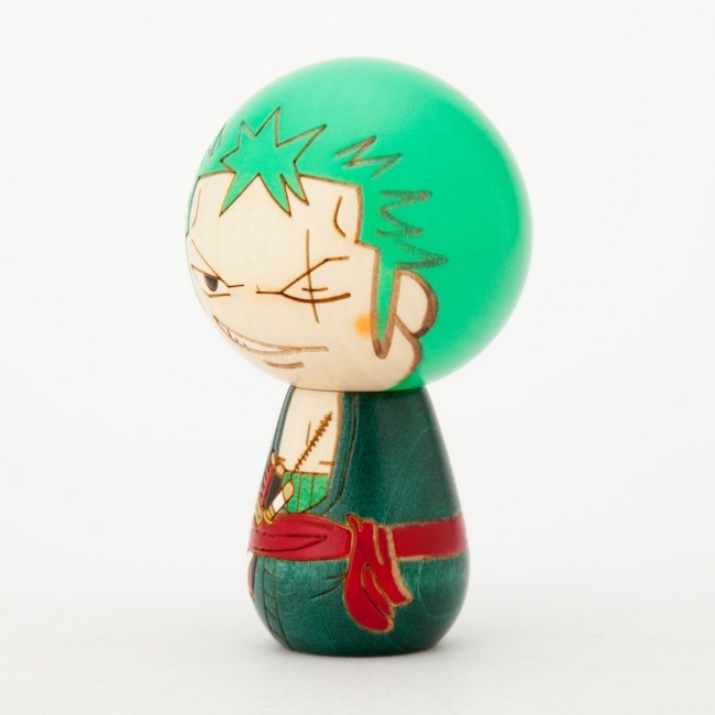 One Piece Kokeshi Zorro Seitlich