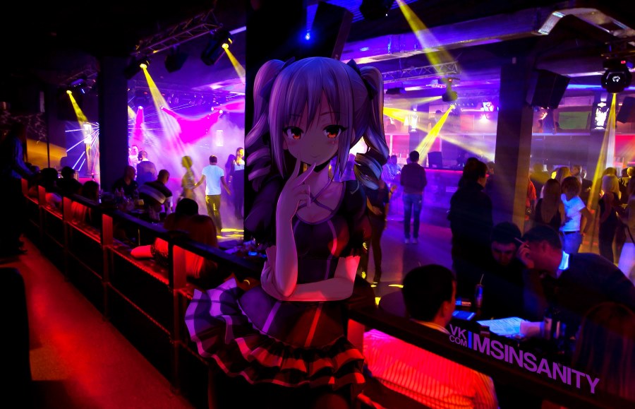 Anime Charaktere im Reallife: Disco Club